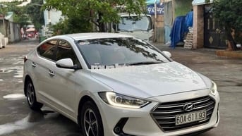 Hyundai Elantra 2019 1.6MT - 67000 km