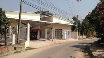 BÁN GẤP DÃY TRỌ 12PHÒNG 1TY050 NGAY KCN CẦU TRÀM