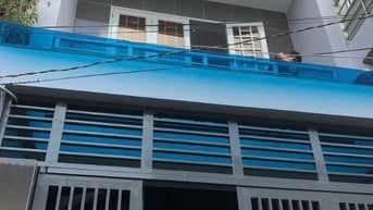 Gần Cầu Tân Thuận, 04 Tầng, DT 4x13m. Giá 5,8 Tỷ.