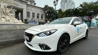 Mazda3 2016 có cửa sổ trời, màn hình dài, 1.5AT