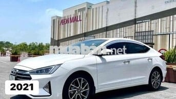 Hyundai Elantra 2021 2.0 AT - 37000 km