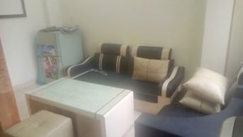 Cho thuê nhà nguyên căn 15m2 x 5t Đặng Tiến Đông giá 7.5 triệu/tháng