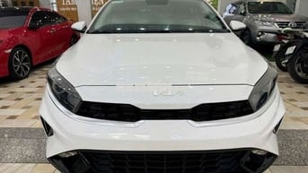 Kia K3 2022 Deluxe 1.6 MT( số sàn ) - Odo 37720 km