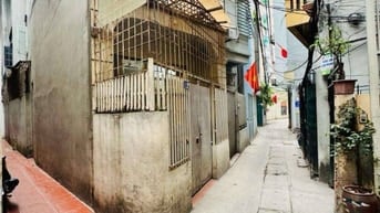 Gà đẻ trứng vàng Tân Mai_ 50m_MT3.4_4tầng_4PN_2 thoáng_ngõ thông tứ tu