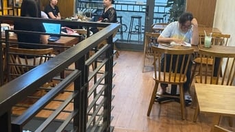 SANG NHƯỢNG LẠI QUÁN CAFE MT 3 tháng 2, KD 5 NĂM, TÂM HUYẾT XÂY DỰNG