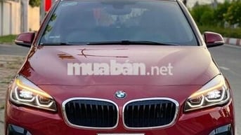 BMW 218i Gran Tourer rất mới.