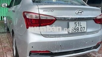 Hyundai Grand i10 2018 bản cao cấp số tự động
