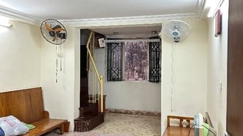 CHO THUÊ NHÀ TẬP THỂ TẦNG 2 PHỐ ĐƯỜNG THÀNH