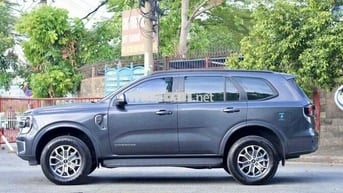 Ford Everest sx 2023 2.0L AT 4x2 - 37000 km