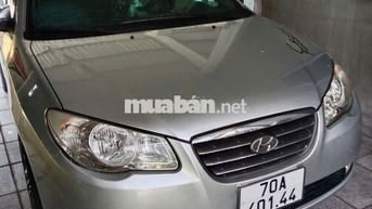 Hyundai Elantra 2008 1.6 MT - 100000 km