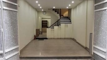 Cho thuê nhà mới tinh Cầu Giấy: 50m2, 5 tầng, 15tr