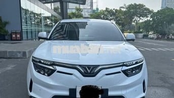 VinFast VF8 2023 Plus - 30000 km