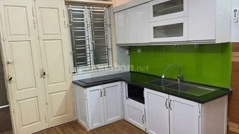 Cho thuê căn hộ riêng biệt tầng 1, đầu đường Âu Cơ,  Tứ Liên, Tây Hồ