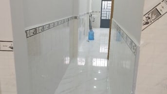 Bán nhà mới dọn vô ở ngay, 1 lầu 4pn 2wc tại P12 Q6