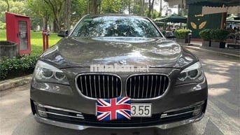 BMW 7 Series 2014 730Li - 65000 km