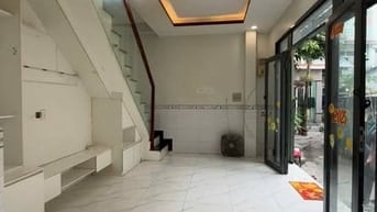  3ty580 P10Q8 diện tích 8,5 x 3,6 ( trệt+ lầu ) SHR