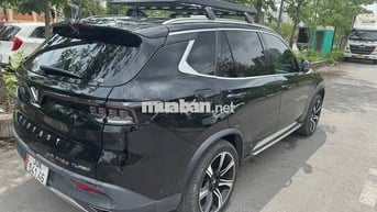 VinFast Lux SA2.0 2020 Premium 2.0 AT - 86000 km