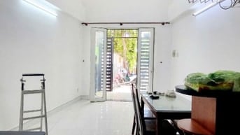  P2 - Q8 NGAY CHỢ RẠCH ÔNG - HẺM 10M - XE HƠI VÀO NHÀ - 1 ĐỜI CHỦ -  N