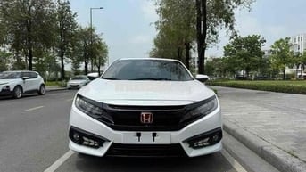 Honda Civic 2017 1.5L Vtec Turbo - 76000 km