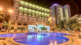 Cho thuê phòng khách sạn 4 sao sát biển giá cực rẻ tại Nha Trang 