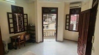 Cho thuê nhà quận Cầu Giấy (gần làng quốc tế Thăng Long)