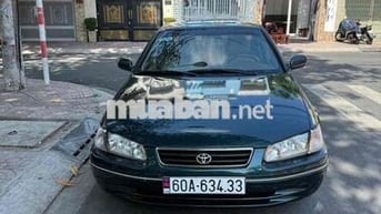 Toyota Camry GLi 2.2 số sàn đời cuối 2000