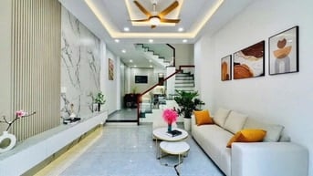 CẦN BÁN NHÀ HẺM AN DƯƠNG VƯƠNG Q5.44,1m2/3tỷ680.HẺM OTO SHR CHÍNH CHỦ