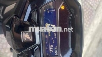 mới về VARIO(160)màu xi măng xe như thùng ac