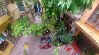 CHO THUÊ CĂN 2PN TẬP THỂ PHỐ QUÁN THÁNH - BA ĐÌNH - 70M2 - FULL NT