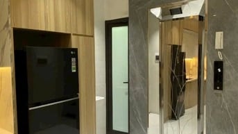 THANG MÁY, NGÕ THÔNG THOÁNG , 50M RA PHỐ, QUAN NHÂN THANH XUÂN , 35M2.
