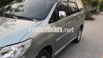 Toyota Innova 2013 2.0G - 155000 km