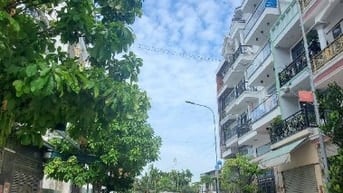 Bán đất Hà Huy Giáp vào 20m,đường 12m xe hơi quay đầu