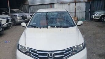 Honda City 2014 1.5 CVT - 128 km