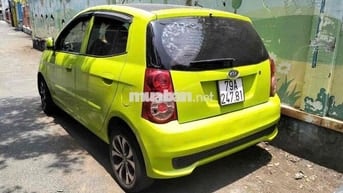 Kia Morning 2012 giấy bao tranh chấp tại cửa hàng