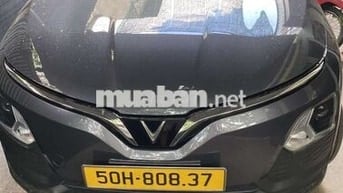 VinFast VFe34 2025 - 4000 km