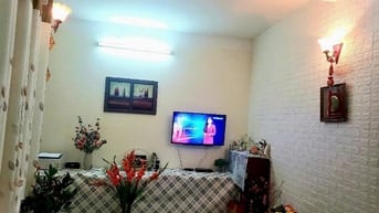 Cần bán nhà riêng Hào Nam,10m ra mặt phố,ngõ rộng DT 52M x 3T