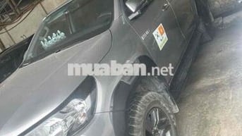 Toyota Hilux 2021 2.4E 4x2 AT - 80000 km