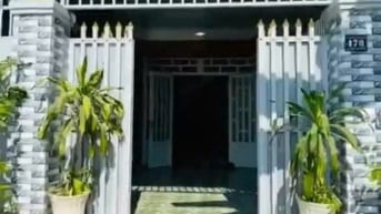 Giá 1tỷ050 Cô Mai sang tên nhà gần chợ Đệm, Tân Kiên Bình Chánh. SHR.