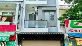 Ngộp, Cần bán nhà mặt tiền Lạc Long quân, 4x13 , 2 lầu, 8,9 tỷ TL