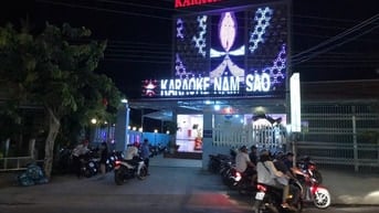 Chính chủ sang nhượng Karaoke Nội Thất Âm Thanh mới lạ hiện đại
