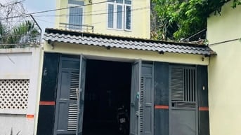 Kẹt tiền bán gấp nhà mặt tiền giá cực tốt 1tr2L 5x22, 7 đg Nguyễn Thị 