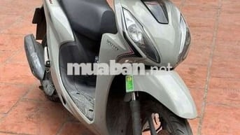 Mình cần bán xe vision vừa đk xong đi đc 20km