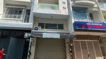 Nhà cho thuê nguyên căn mặt tiền nội bộ 22/46 Lữ Gia gần ĐH Bách Khoa.