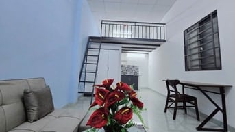 Phòng đầy đủ nội thất, mới xây ngay Phạm Văn Đồng, 30m2 rộng rãi