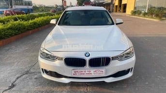 BMW 3 Series 2012 320i Convertible - 130000 km