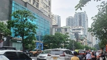BÁN NHÀ LÔ GÓC TRUNG TÂM THANH XUÂN, VŨ TRỌNG PHỤNG - Ở TIỆN NGHI, KIN