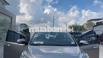 Toyota Innova 2017 2.0G