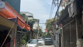 Bán đất Phố Trạm, Cổ Linh, Long Biên, 54m2, giá 13.8 tỷ, ô tô to, Kinh
