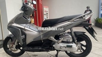 Xe AirBlack 2012 không 9 chủ
