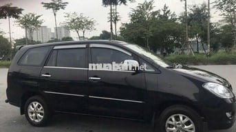 Toyota Innova 2011 - 100000 km